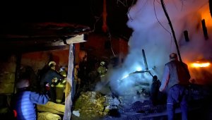 96 yaşındaki yaşlı adam yangında hayatını kaybetti