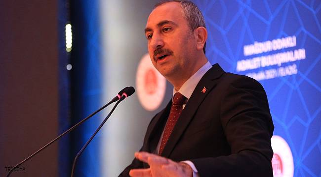 Adalet Bakanı Gül: "AK Parti milletle beraber yol yürüme siyasetinin adıdır"