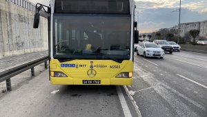 Bayrampaşa'da bir İETT otobüsü daha arıza yaptı