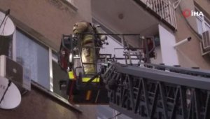 Beyoğlu'nda yangında 1 kişi hastanelik oldu