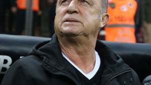 Fatih Terim: "Mutluluğumuzu alabilirler, umudumuzu asla"