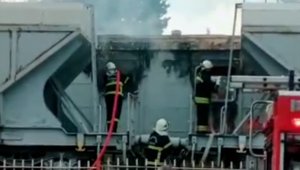 Gaziantep'te TCDD personellerine ait vagonlar yandı
