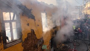 İzmir'de yangın dehşeti: 3 çocuk hayatını kaybetti