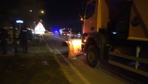 Minibüs ile çarpışan otomobil alev aldı: 5 ağır yaralı