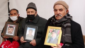 Muş'ta evlat nöbeti tutan ailelerin sayısı 26'ya yükseldi