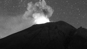 Popocatepetl Yanardağı'nda patlamalar devam ediyor