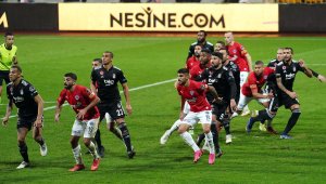 Spor Toto Süper Lig: Kasımpaşa: 1 - Beşiktaş: 1