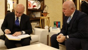 Ulaştırma ve Altyapı Bakanı Karaismailoğlu'ndan Büyükşehir'e ziyaret