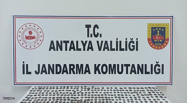 Antalya'da 474 adet sikke ele geçirildi