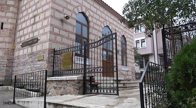 Bursa'da camideki hırsızlık güvenlik kameralarına yansıdı