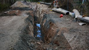 Doğal gaz boru hattı alev topuna döndü