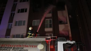 Elektrik kontağından çıkan yangın evi küle çevirdi