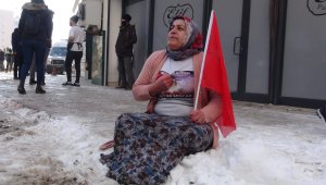 Evlat nöbetindeki baba: "Kalem yerine oğlumun eline silah verdiler"