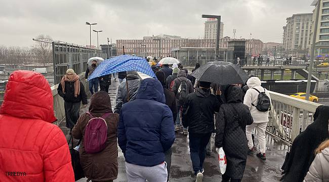 İstanbul'da yağmur etkili olmaya başladı