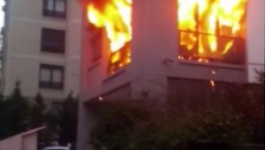 Kadıköy'de yanan evde mahsur kalan kadın hayatını kaybetti