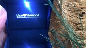 Maçta pankartla evlilik teklifi