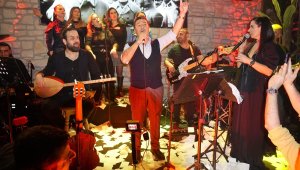 Survivor finalisti Poyraz yeni imajıyla şaşırttı