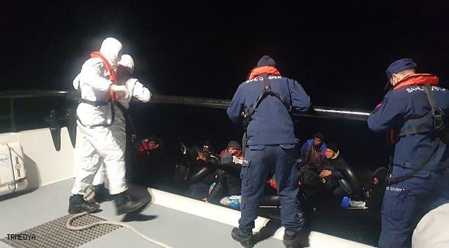Yunanlıların geri ittiği 21 düzensiz göçmen kurtarıldı