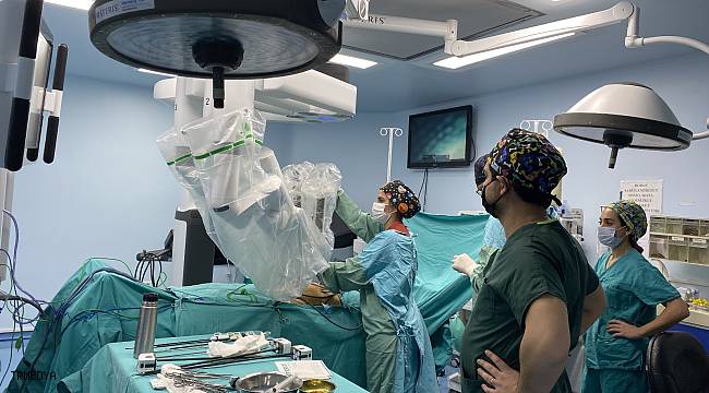 Almanya'da yaşayan hasta Türkiye'de şifa buldu, ameliyat İstanbul'da kamuda ilk oldu
