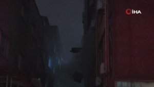 Bahçelievler'de kumaş baskı atölyesinde korkutan yangın