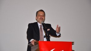 Erbakan, Kırkağaç'ta kongreye katıldı