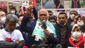 Evlat nöbetindeki aileler, 'Şehitler ölmez, vatan bölünmez' sloganları ile yürüdü