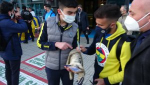 Fenerbahçe'ye coşkulu karşılama