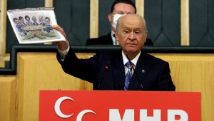 MHP lider Bahçeli: "6 sandalyeli bir masanın çevresinde 6+1 formatında buluştular"