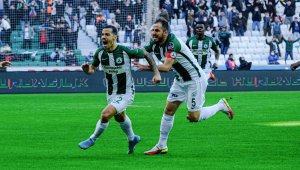 Yeni transferler gollerle damga vurdu