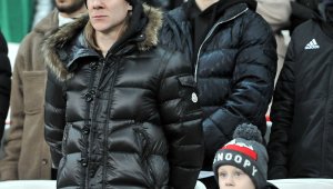 Domagoj Vida tribünde