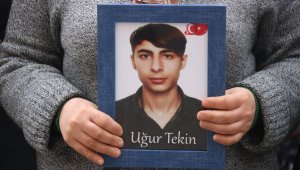 Evlat nöbetindeki aileler direniyor, sayıları her gün artıyor