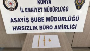 Gece duvarı delip soygun yaptı, gündüz karısı altınları kuyumcuda sattı