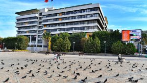 İzmir Büyükşehir Belediyesinin ana hizmet binası yıkılıyor: İhalesi nisan ayında