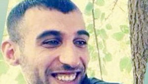 Oğlunun karaciğeriyle yaşayan baba, HDP'den oğlunu isteyerek evlat nöbetine katıldı