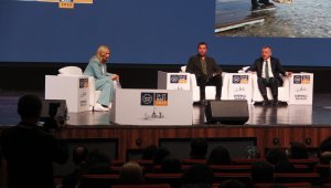 Ünlü oyuncu Engin Altan Düzyatan: "Plastiklerin yaklaşık yüzde 50'si doğaya atılıyor"