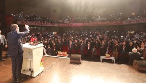 Yeniden Refah Partisi 2. Olağan İl Kongresi Haliç Kongre Merkezi'nde düzenlendi