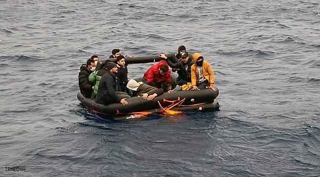19 düzensiz göçmen kurtarıldı