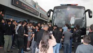 Beşiktaş kafilesi Kayseri'de