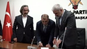 CHP'li Meclis üyesi AK Parti'ye geçti