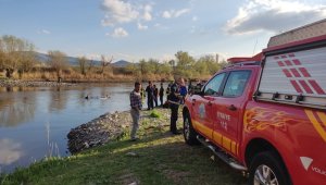 Kayseri'de feci kaza: Irmağa uçan araçtan karı kocanın cansız bedeni çıktı