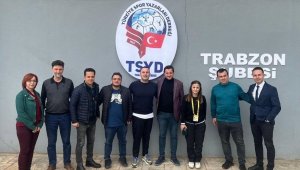 Nevzat Kaya: "İnşallah Trabzonspor şampiyon olacak. Biz de 3. Lig Kupası'nı Trabzon'da kaldıracağız"