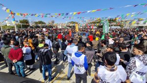 Terör örgütü lehine slogan atan 6 kişi gözaltına alındı