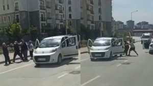 Bursa'da tekme ve tokatlı 'yol benim' kavgası