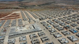 Kızılay Suriye'de 2 bin 461 adet briket evi teslim etti