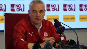 Rıza Çalımbay: "Tek hedefimiz final maçını kazanmak"