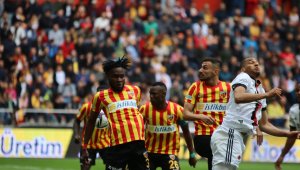 Spor Toto Süper Lig: Kayserispor: 2 - Beşiktaş: 3