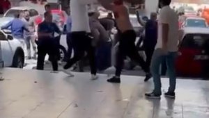 Tapu kavgasında taş ve sopalar konuştu: 10 yaralı, 8 gözaltı