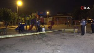 Adana'da çocuk parkında silahlı kavga: 1 ölü