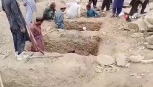 Afganistan'daki depremde can kaybı bine yükseldi