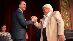 AK Parti Sözcüsü Çelik'ten Cüneyt Arkın paylaşımı